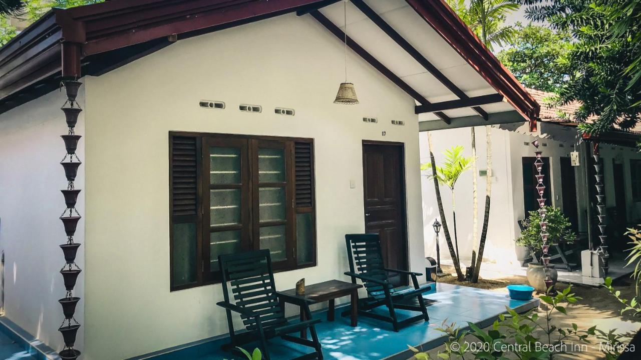 Central Beach Inn Mirissa Exterior photo